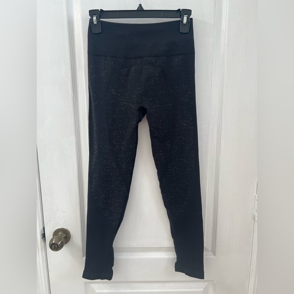 Lululemon Free To Flow 7/8 Tight Black / White (Size 6) - Picture 8 of 12